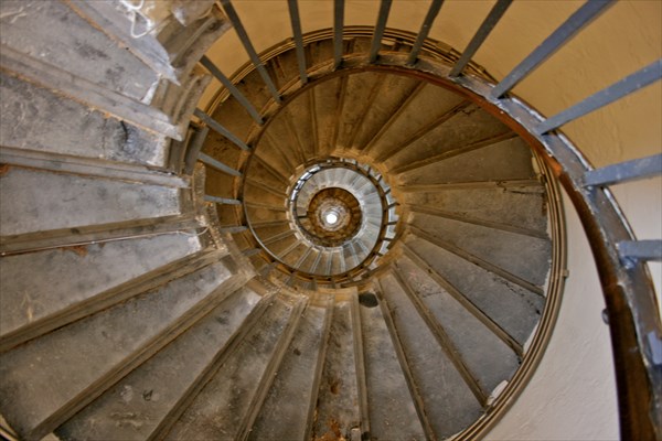 033-Винтовая лестница, вид сверху